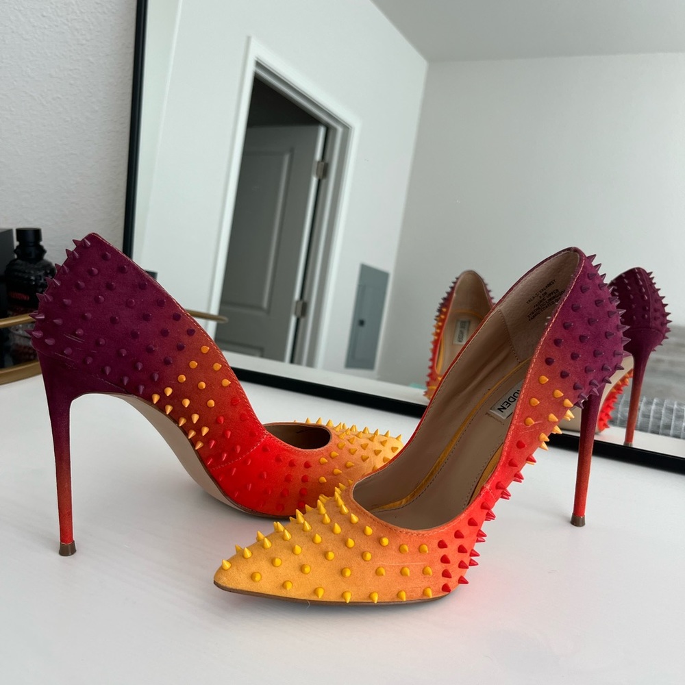 Steve Madden Vala-S Studded Heels Orange-Multi